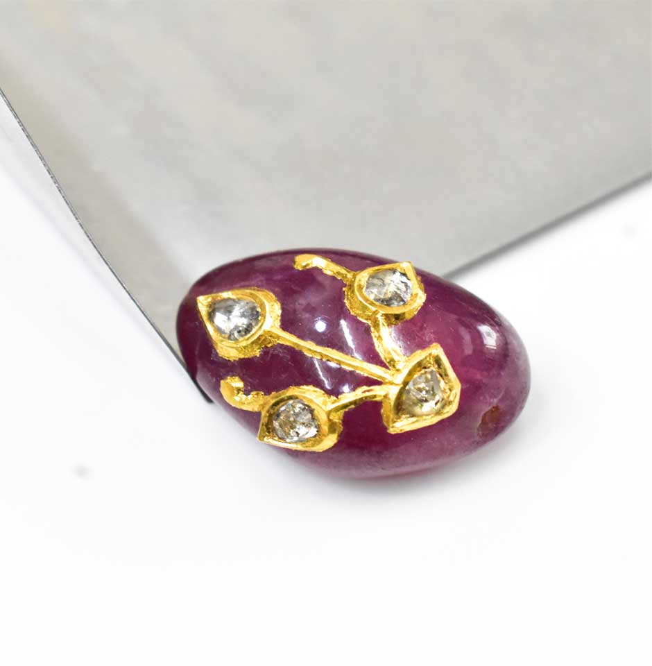 gold_engraved_ruby_tumble_1664266229